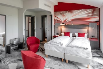 Standard Room, 1 Double Bed, Courtyard Area