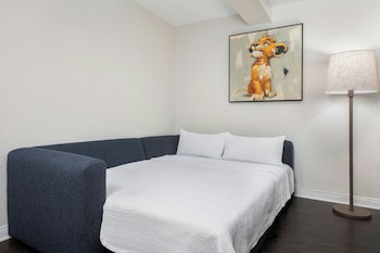 Junior Suite, Multiple Beds