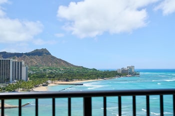Suite, 1 King Bed with Sofa bed, Oceanfront (Diamond Head)