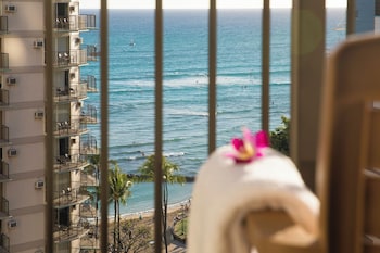 Room, Partial Ocean View