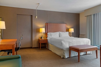 Suite, 1 Queen Bed, Non Smoking, Kitchen