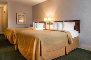Room, 2 Queen Beds, Non Smoking