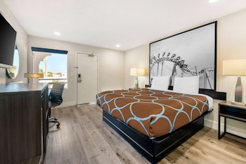 Room, 1 King Bed, Non Smoking