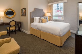 Standard Room, 1 Queen Bed