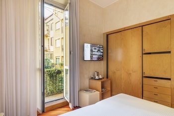 Standard Double or Twin Room (gym access)