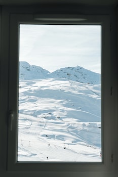 Triple Room, slope view