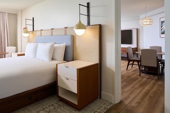One Bedroom Ocean Front Suite