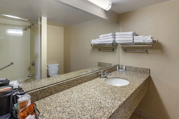 Suite, Multiple Beds, Non Smoking