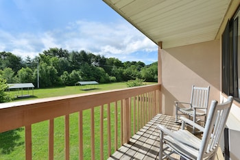 Room, 1 King Bed, Mobility Accessible, Non Smoking