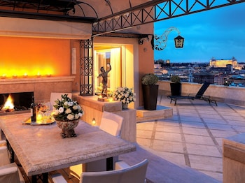 Penthouse, 1 King Bed (Villa Medici Suite)