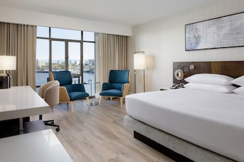 Club Room, 1 King Bed, Ocean View