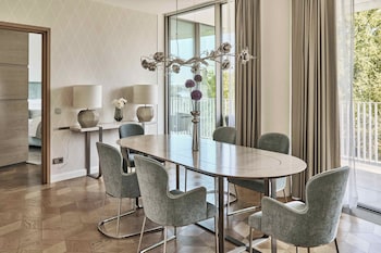 Suite (Park)