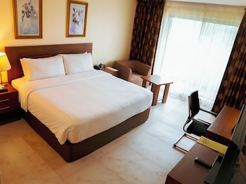 Diplomatic Suite