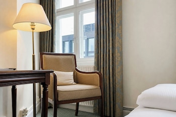 Standard Double Room, 1 Queen Bed