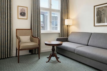 Standard Room, 1 Queen Bed with Sofa bed