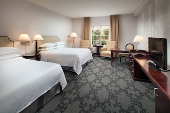 Accessible Two Queen Room