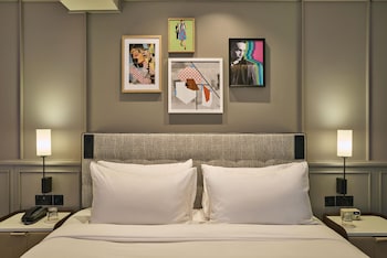 Family Room (Newly Refurbished)