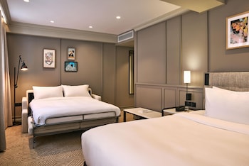 Family Room (Newly Refurbished)