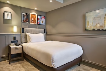 Single Room (Newly Refurbished)