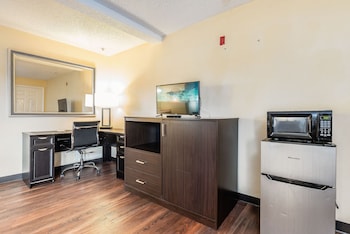 Studio Suite, 1 King Bed, Non Smoking