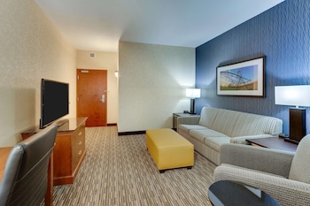 Suite, Multiple Beds (Upper Floor, Sofa Sleeper, 2 Rooms)