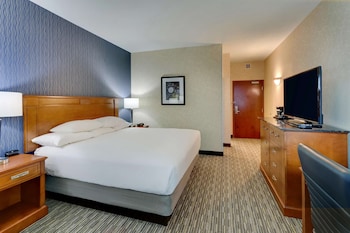 Room, 1 King Bed, Accessible (Meeting, Tub, 2 Rooms)