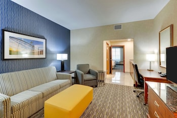 Suite, Multiple Beds (Upper Floor, Sofa Sleeper, 2 Rooms)