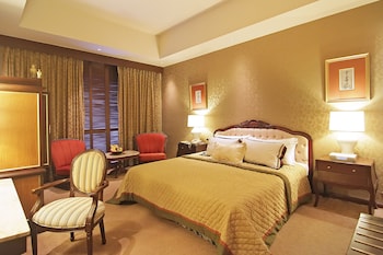 Luneta Suite