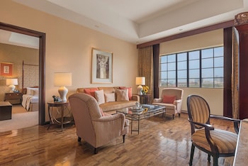 Intramuros Suite