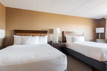 Room, 2 Queen Beds, Non Smoking