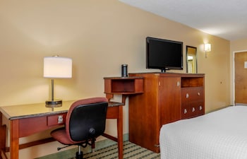 Standard Room, 2 Queen Beds, Non Smoking