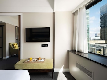 Junior Suite, 1 King Bed