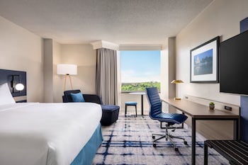 Standard Room, 1 King Bed