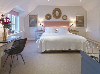 Cosy Family Room
