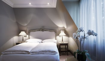Deluxe Room, 1 King Bed