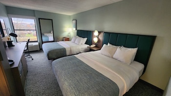 Room, 2 Queen Beds, Non Smoking
