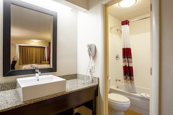 Superior Room, 1 King Bed (Smoke Free)