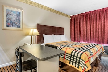 Standard Room, 1 King Bed, Non Smoking