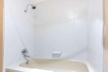 Suite, 2 Queen Beds, Non Smoking (2 Bedrooms)