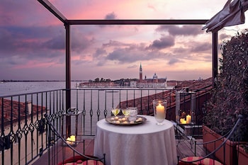 Suite, Terrace