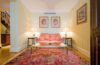 Penthouse, 1 King Bed, City View (Suite)