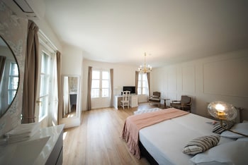 Superior Room, City View