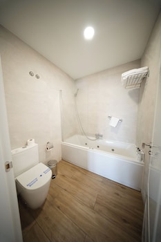 Superior Room, City View