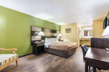 Standard Room, 1 King Bed, Non Smoking