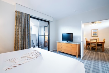 Condo, 2 Bedrooms, Kitchen
