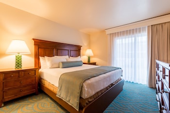 Condo, 1 Bedroom, Non Smoking, Kitchen (1 Queen Bed & Sofa bed)