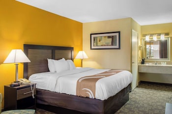 Standard Room, 1 King Bed, Non Smoking