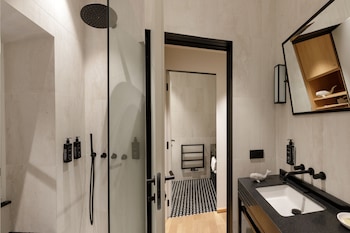 Apartment, Connecting Rooms (Via Di Ripetta 229)