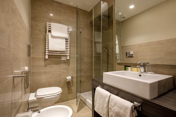 Standard Double Room (Via delle Carrozze 42)