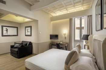 Superior Double Room (Via Della Croce 15)